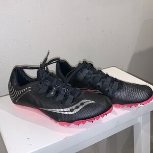 SAUCONY WOMENS SHOWDOWN 4 size 9.5 neon pink/black